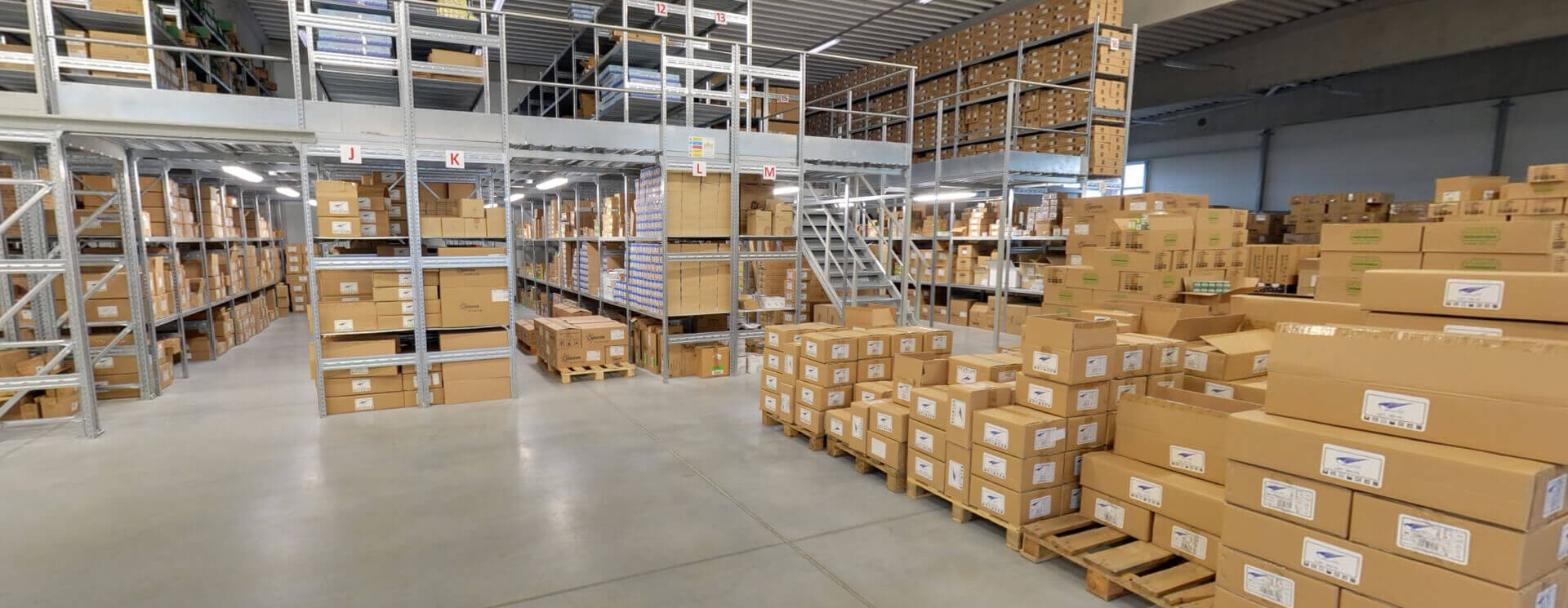 Wholesale warehouse